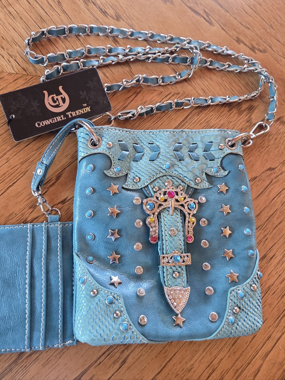 NWT Cowgirl Trendy Turquoise Embellished Crossbody Bag With Cardholder